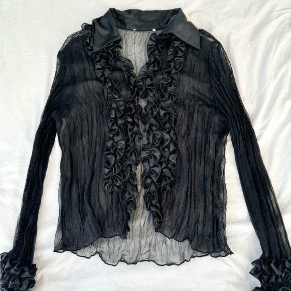 Sheer blouse - Picture 1 of 4